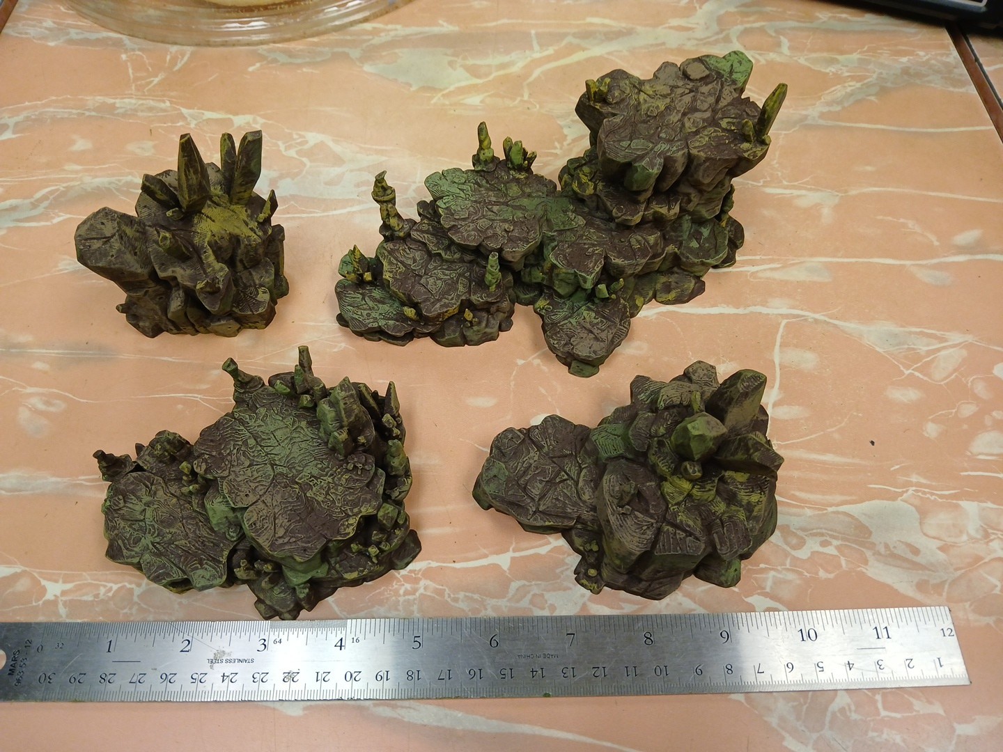 Tabletop Wargaming Terrain -Painted  Badlands Hills Set Plastic 4 Pieces 40K #A