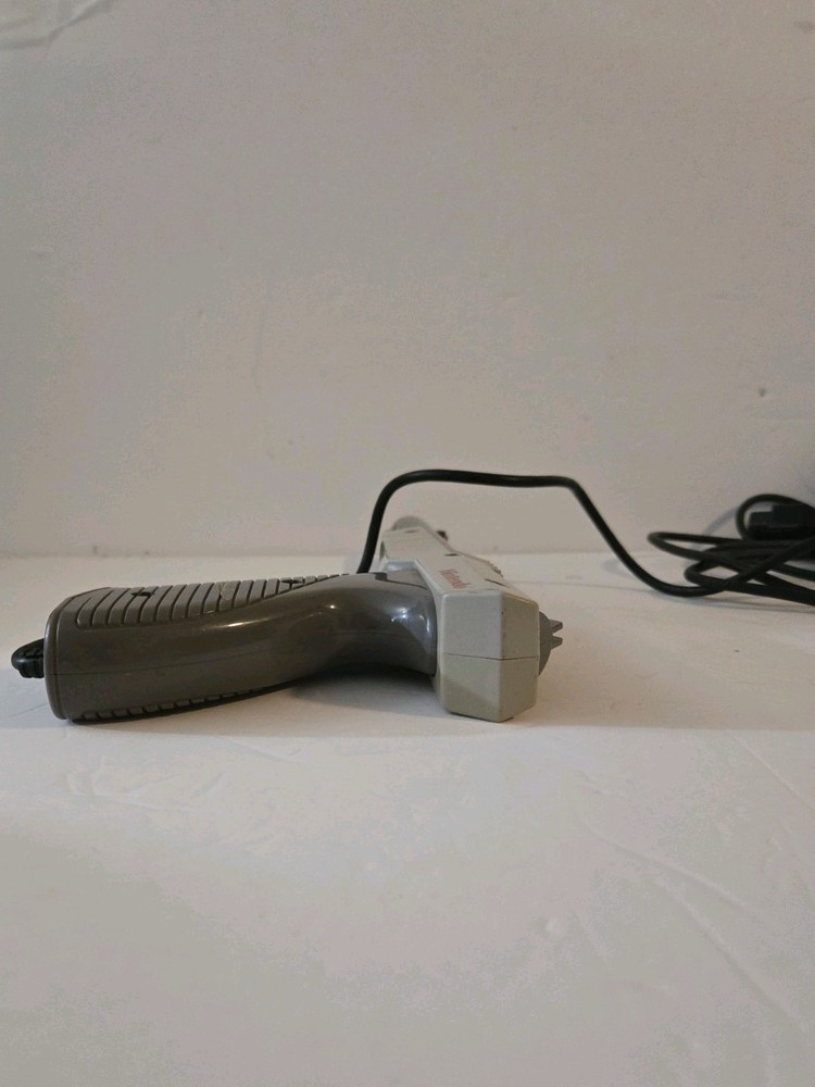 Nintendo Zapper Light Gun Controller Gray/Red Wired for NES Console