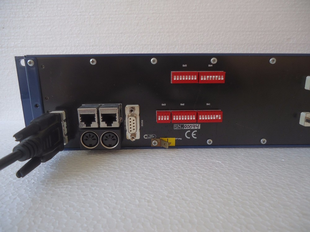 NETWORK VIKINX 2U CONTROL PANEL 32-ProS INCLUDING UNIVERSAL POWER SUPPLY