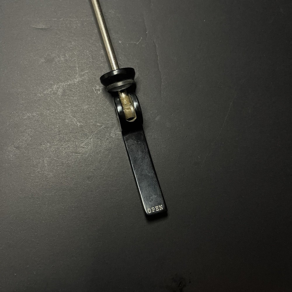 Kore Front 100mm / 135mm Quick Release Skewer Set