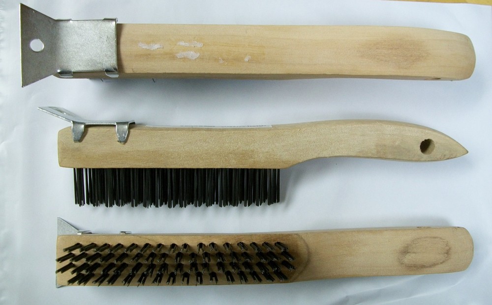 Wire Brush - 4 Row Wood Handle with Scraper - 6 Brushes
