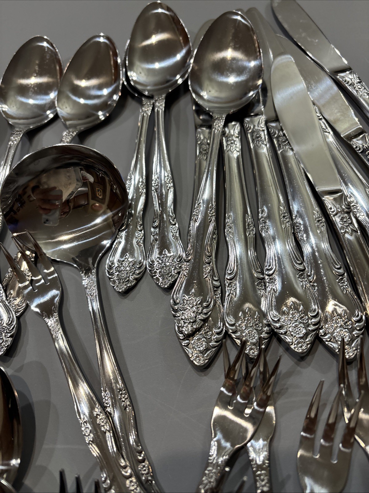 64 pcs - Rogers Co Dream Rose Rose Bud Knife Fork Spoon Iced Oyster Serving