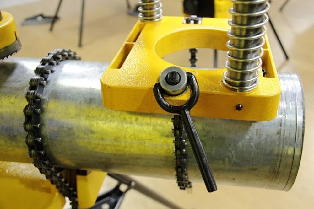 Fire Pipe Opening Machine Chain Drilling Portable Steel Pipe Cutting Machine