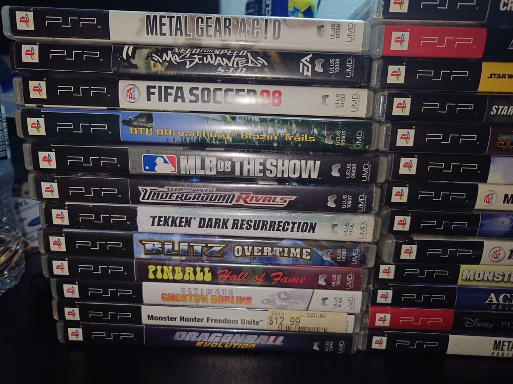 PSP Cases 25 Empty No Games