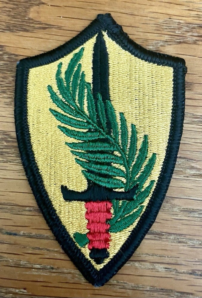 ORIGINAL 1991 & BEYOND US CENTRAL COMMAND PATCH MERROWED EDGE & HEAT SEAL