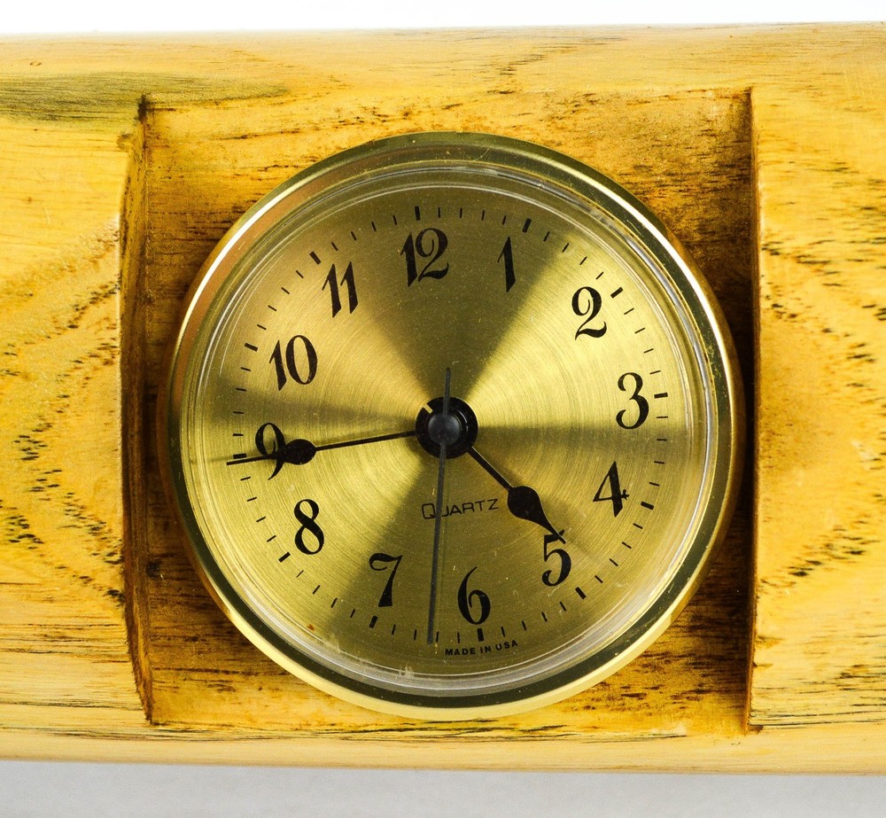 Maple Wood Log Table Clock Battery Rustic Marble Long Shelf Cabin Nice Vintage