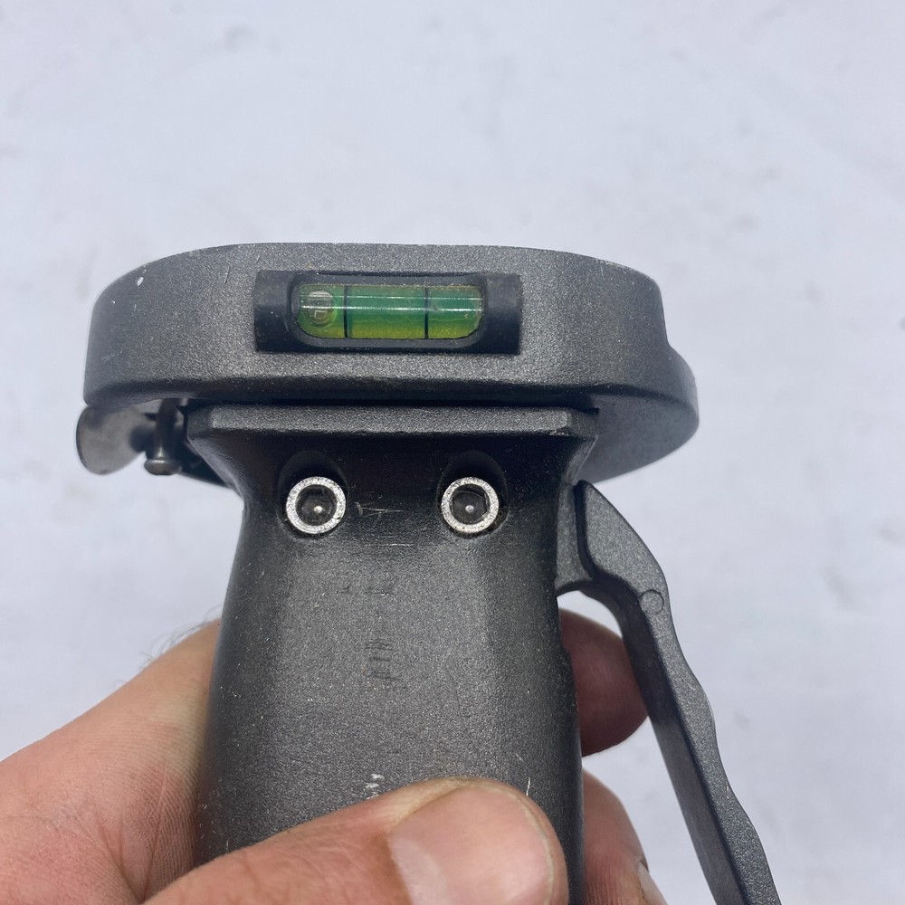 Twist-Lock Medium Composite Suction Cup Double Sphere Mounting Set🔔