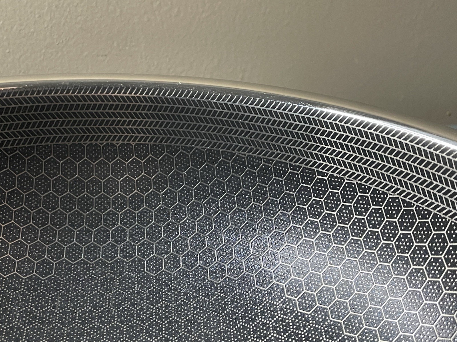 Hexclad 12" Wok Hybrid Stainless Steel Nonstick Pan Used no lid (W26)