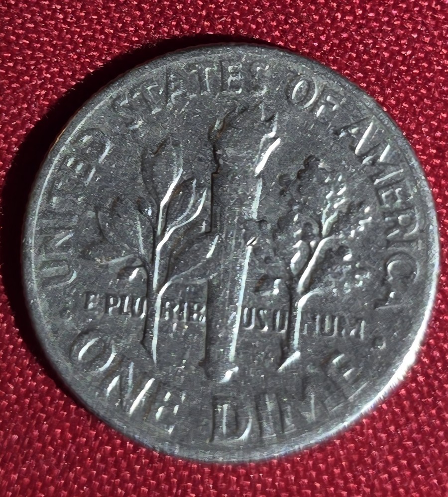 1965 Dime No Mint Mark "WE" missing letters touching on reverse
