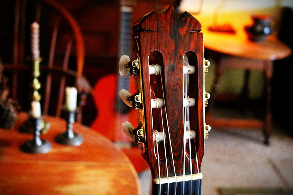 Vintage Ramirez 1A classical guitar 1973