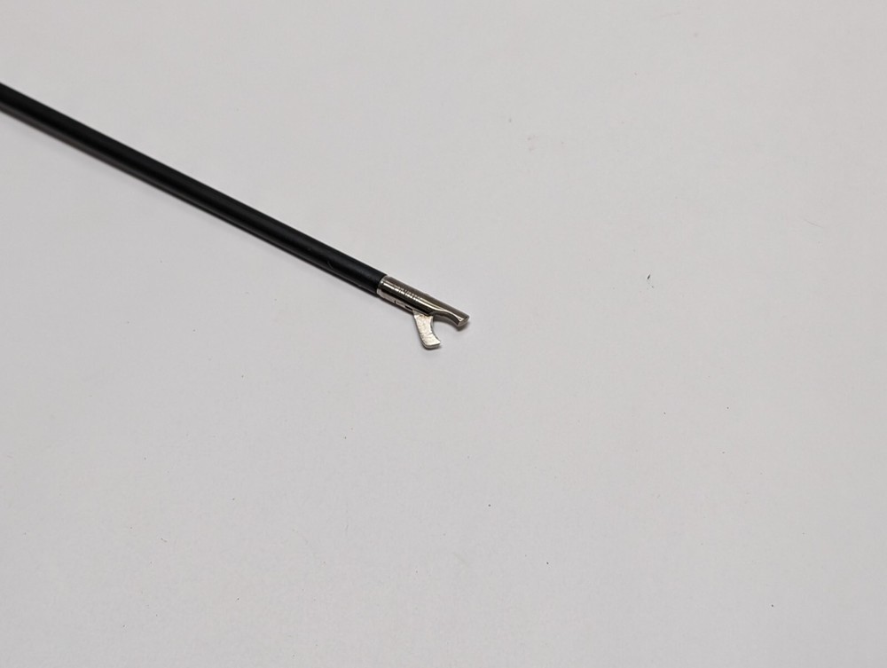 DYONICS 7208034 Forceps (USED).