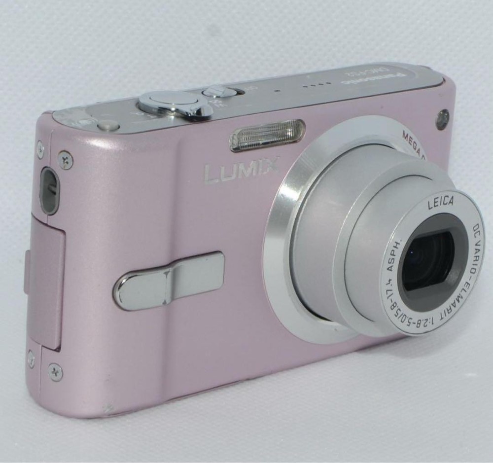 Panasonic LUMIX DMC FS2 Pink Compact Digital Camera Untested Condition