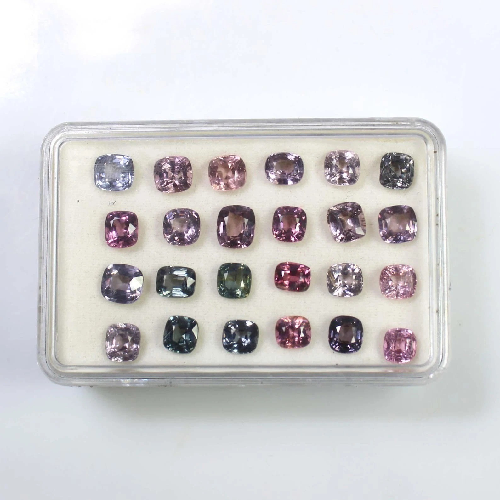 Natural Alexandrite Certified Color Changing 24 Piece Cushion Cut Gemstone Lot