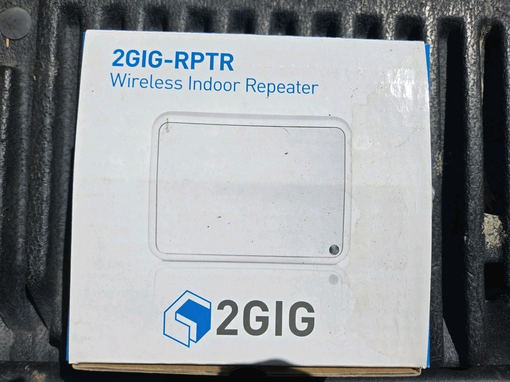 2GIG-RPTR Wireless Indoor Repeater 2GIG Repeater - Open Box