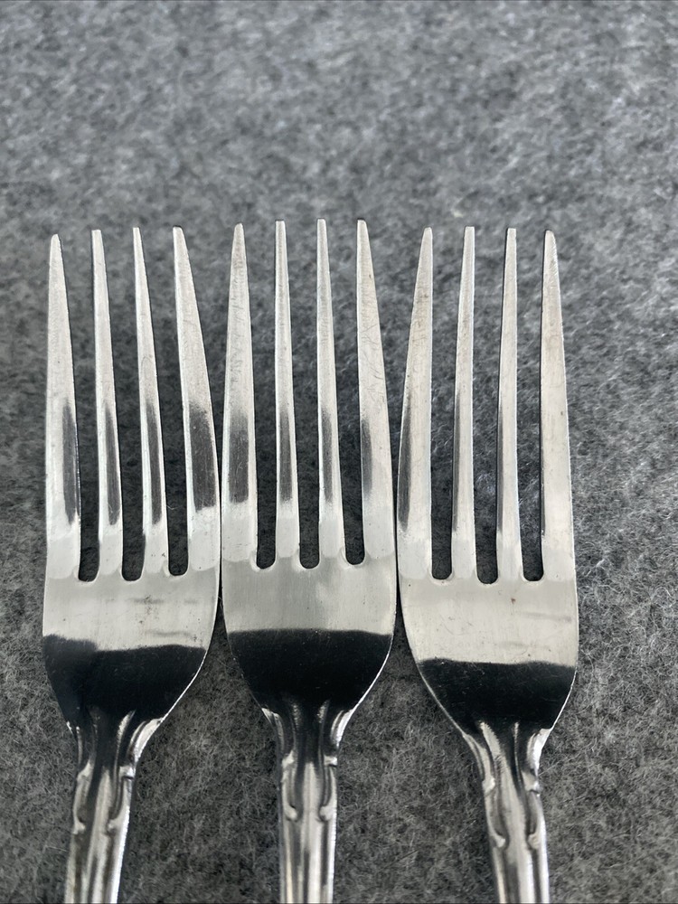 3 TOWLE/SUPREME CUTLERY STAINLESS FLATWARE, "PIERRE" PATTERN DINNER FORKS