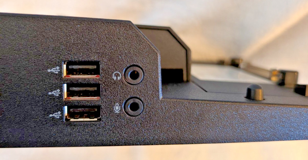 Pre-Owned Dell E-Port Replicator Model Pro3X Docking Station No Adapter