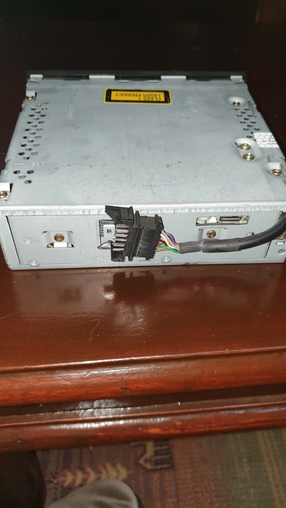 AUDI A4 B6-B7 CABRIOLET 2002-2005 CD CHANGER