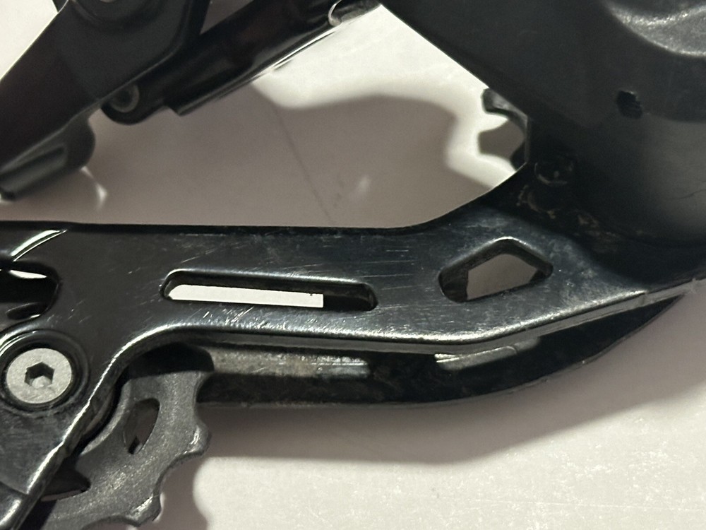 microSHIFT ADVENT Rear Derailleur - 9 Speed Medium Cage Black