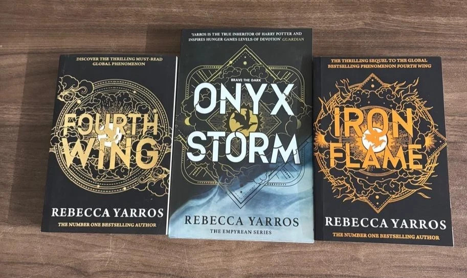 Onyx Storm + Iron Flame + Fourth wing by Rebecca Yarros Paperback 3 books set.