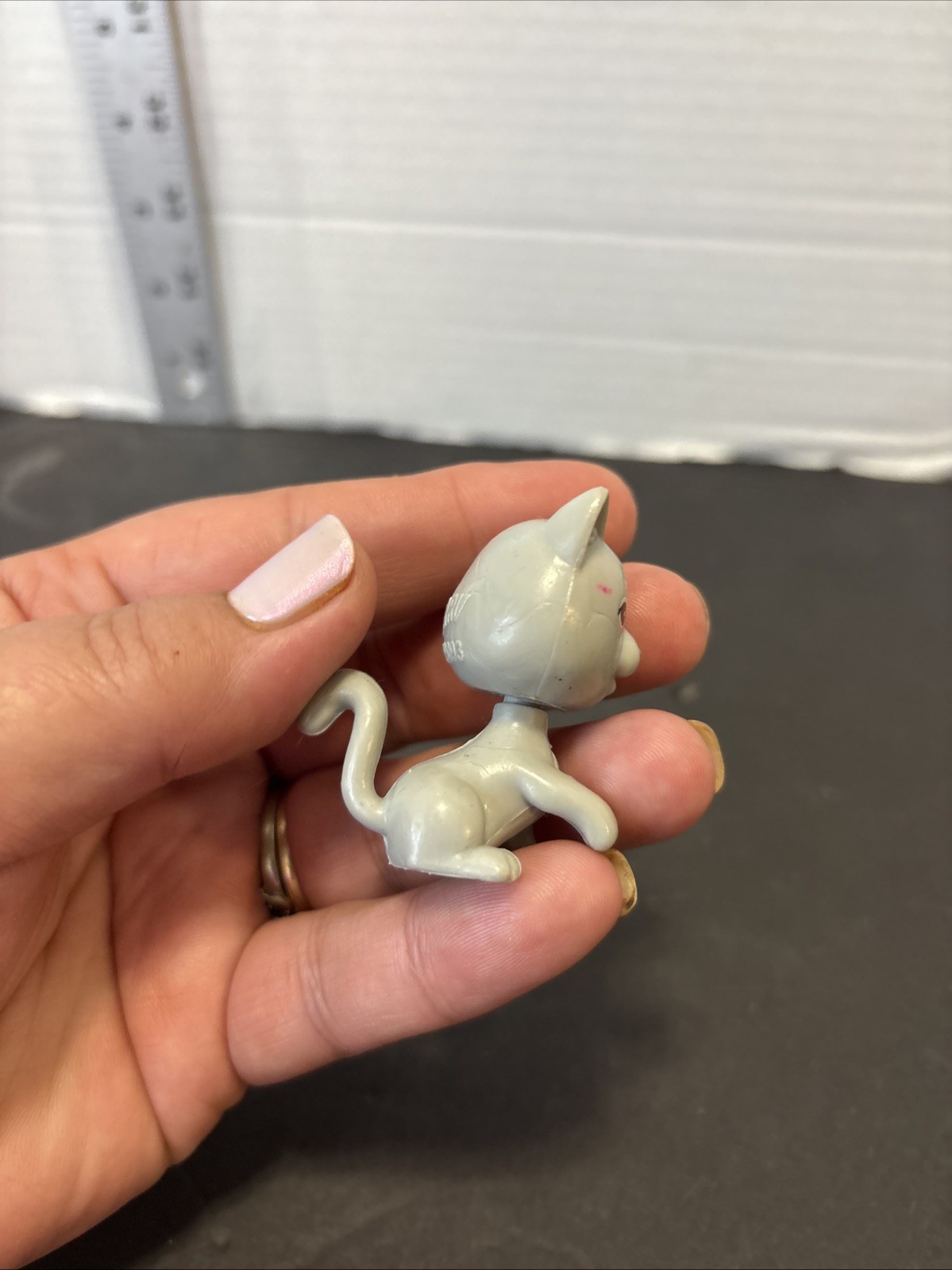 Vintage Gray Cat 1.5 In Jaru 179093 Replacement Vigure Plastic