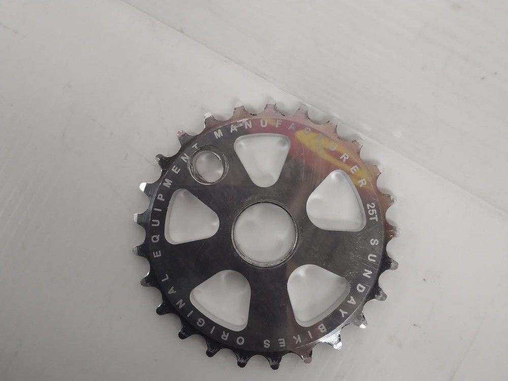 SUNDAY BIKES 25T sprocket