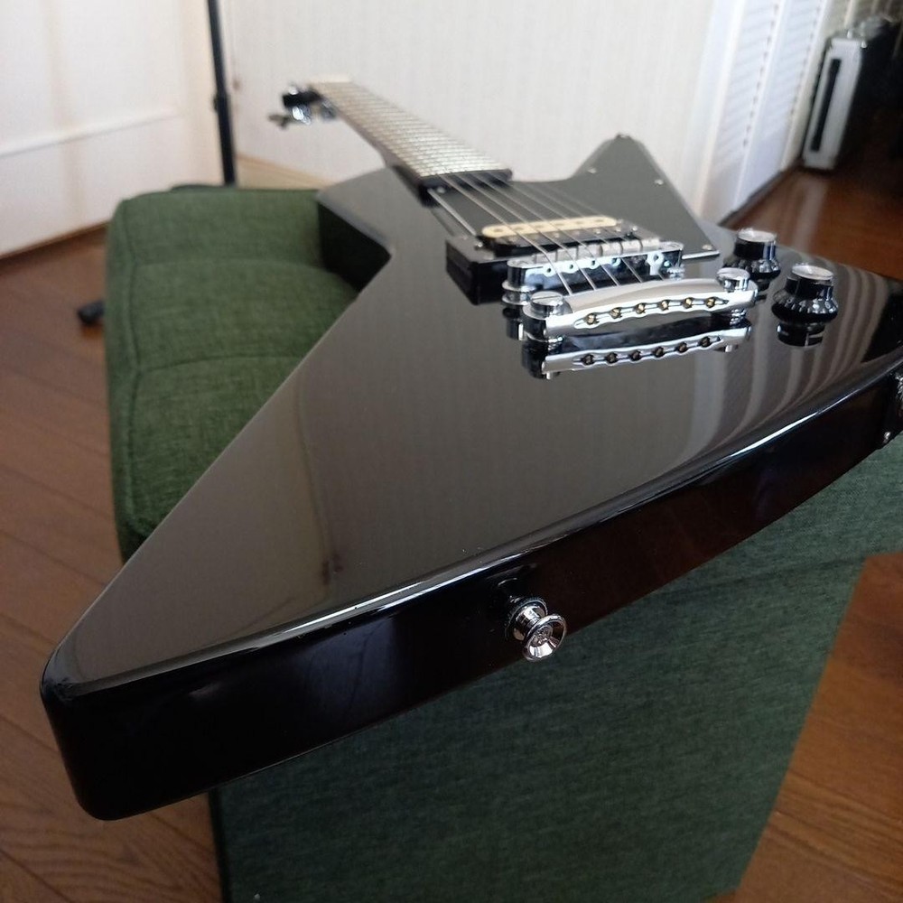 Epiphone Pro-1 Explorer Safe delivery from Japan