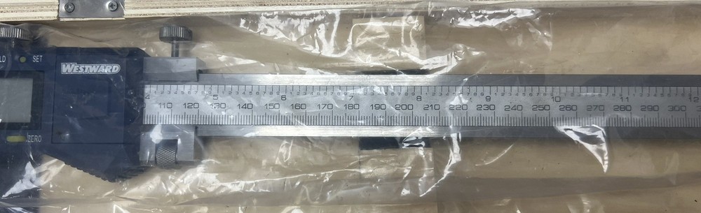 WESTWARD RS232 24" ELEC CALIPER WITH CASE