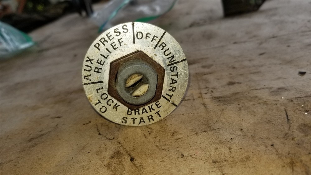 Bobcat ignition switch 6519592