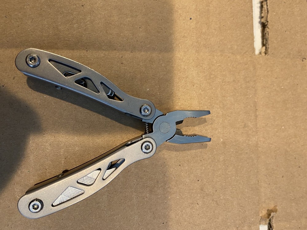 mini multi tool used Unbranded