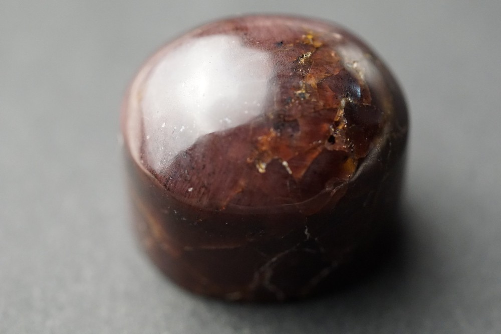 Star garnet, almandine