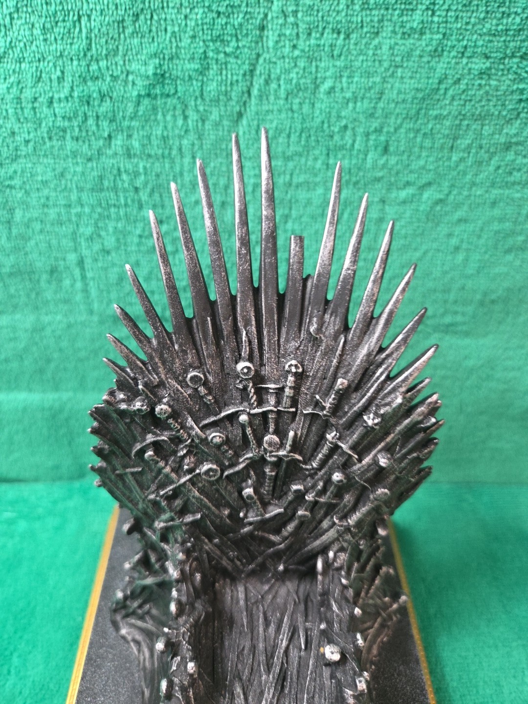 Game of Thrones The Iron Throne Bookend The Noble Collection FREE SHIPPING!!!