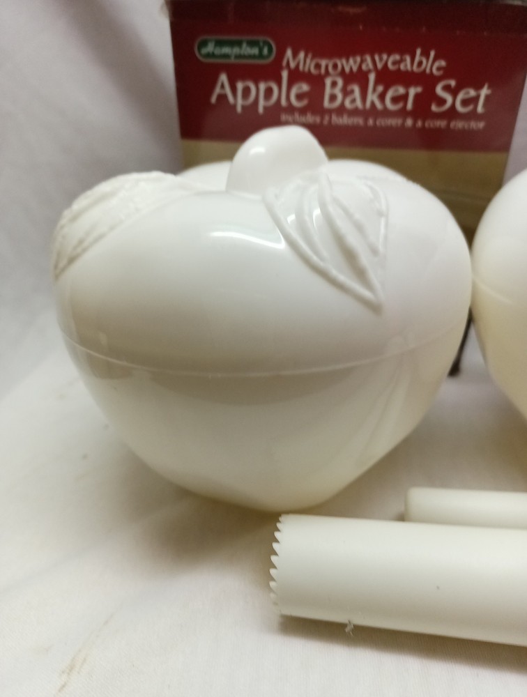 Hampton's Microwaveable Apple Baker Set With 2 Bakers, A Corer And A Core...