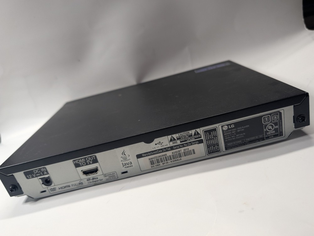 LG BP-135 Blu-ray Player. Player Only