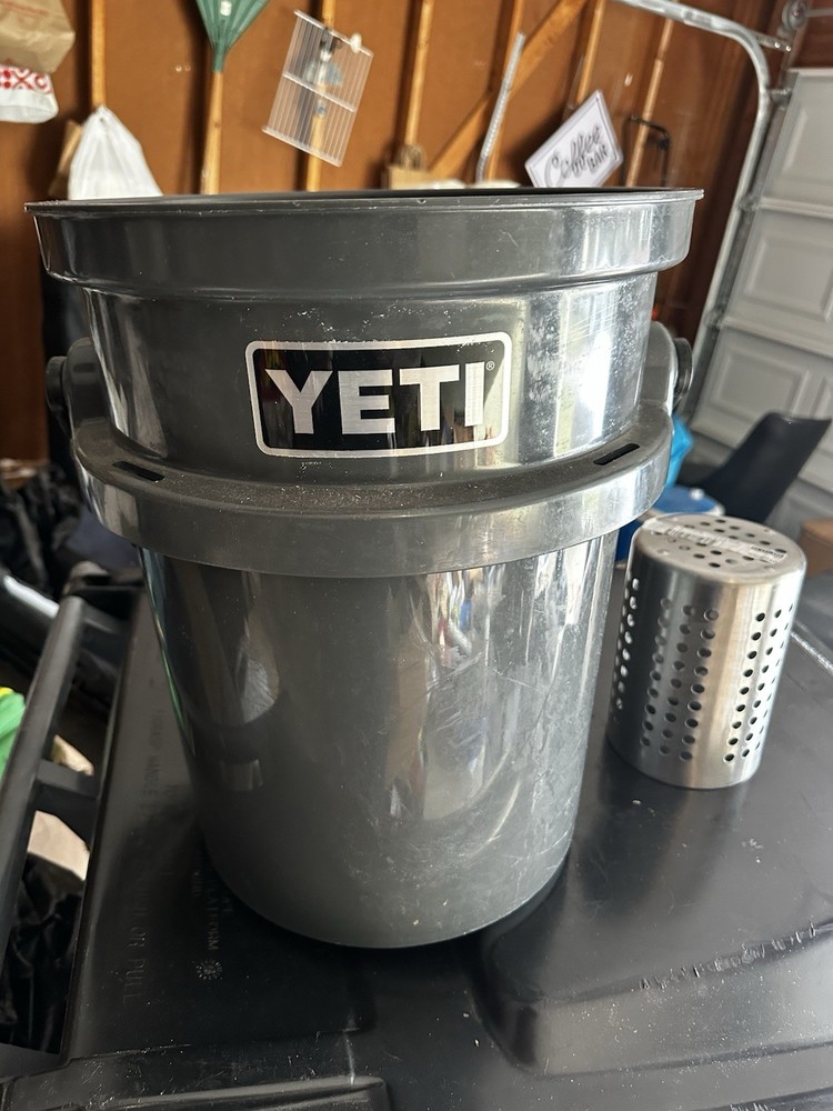 YETI Loadout 5 Gallon Bucket