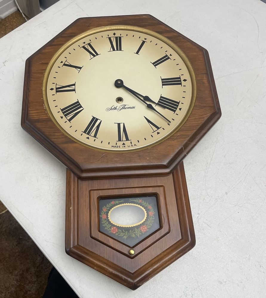 Seth Thomas Golden Rule Pendulum Wood Wall Clock E477-005 - Untested No key