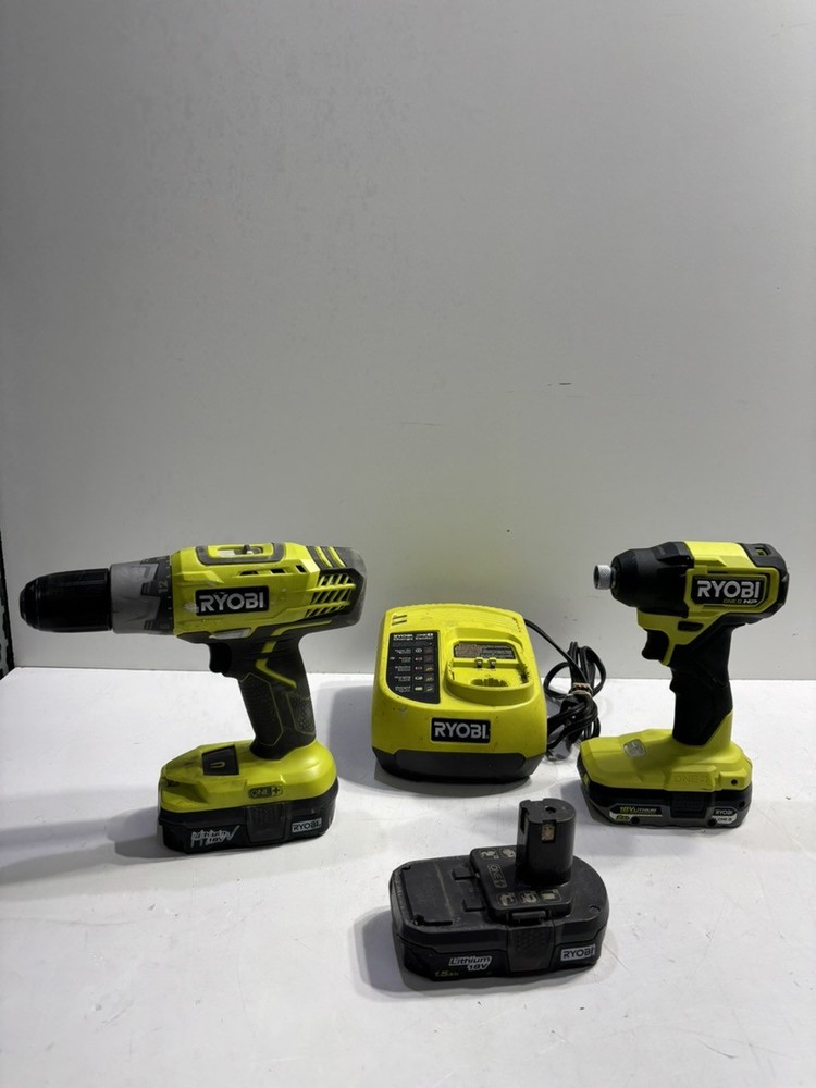 RYOBI TOOLS COMBO TOOL SET (P11029019)