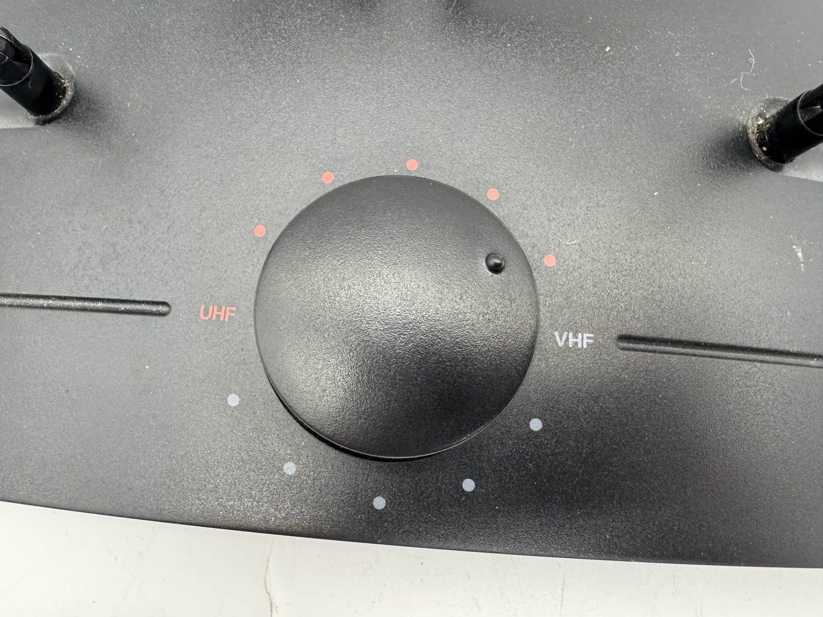 RCA Indoor TV Antenna UHF VHF FM Adjustable Dipole Loop Coaxial Black