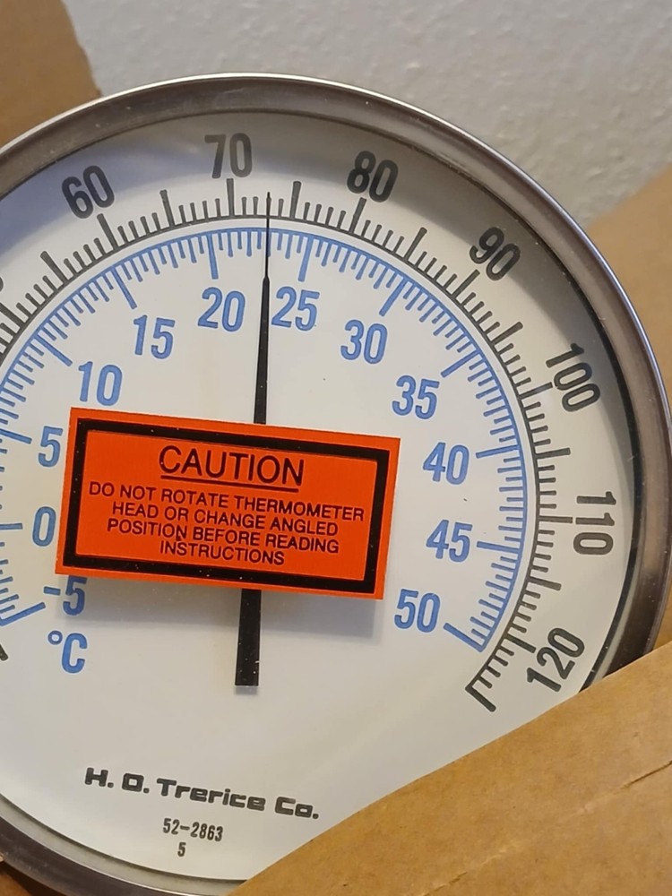 Trerice B8560603 Adjustable Angle Bimetal Thermometer