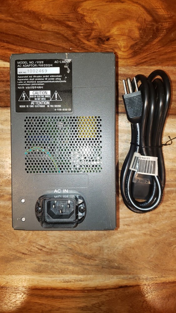 Sony AC adopter AC-LMD9