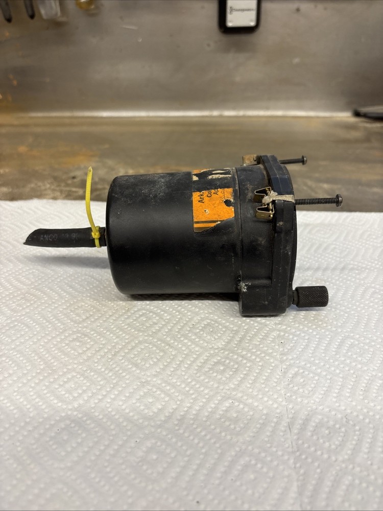 United Instruments, Inc. Altimeter Indicator P/N: 5934P