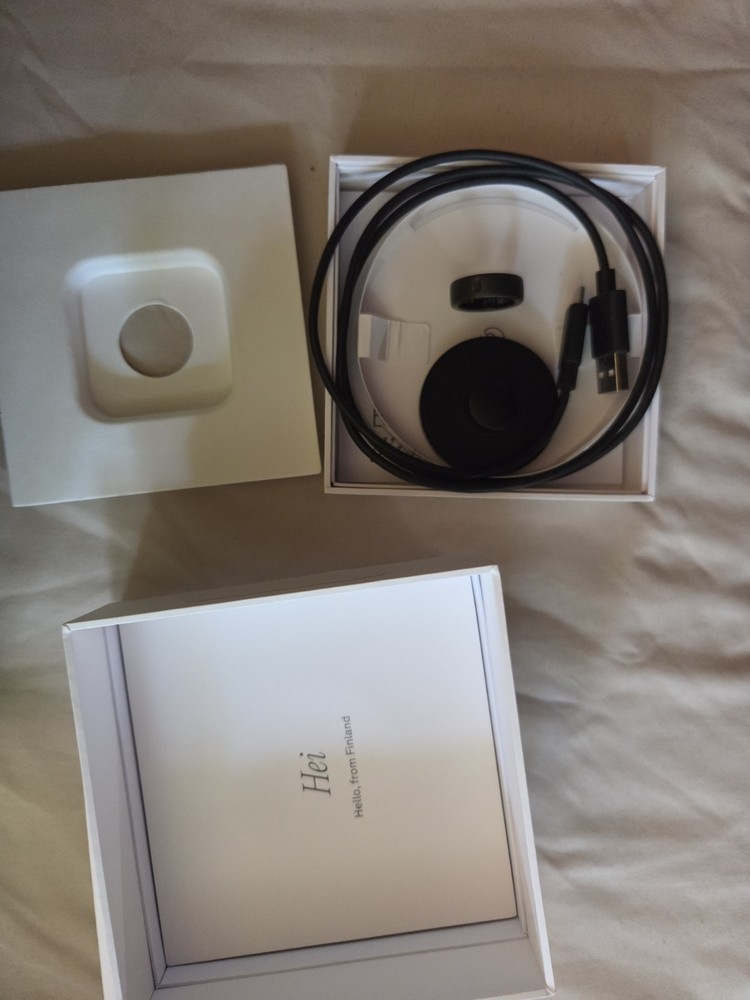 Oura Ring Gen 4 Size 8 black