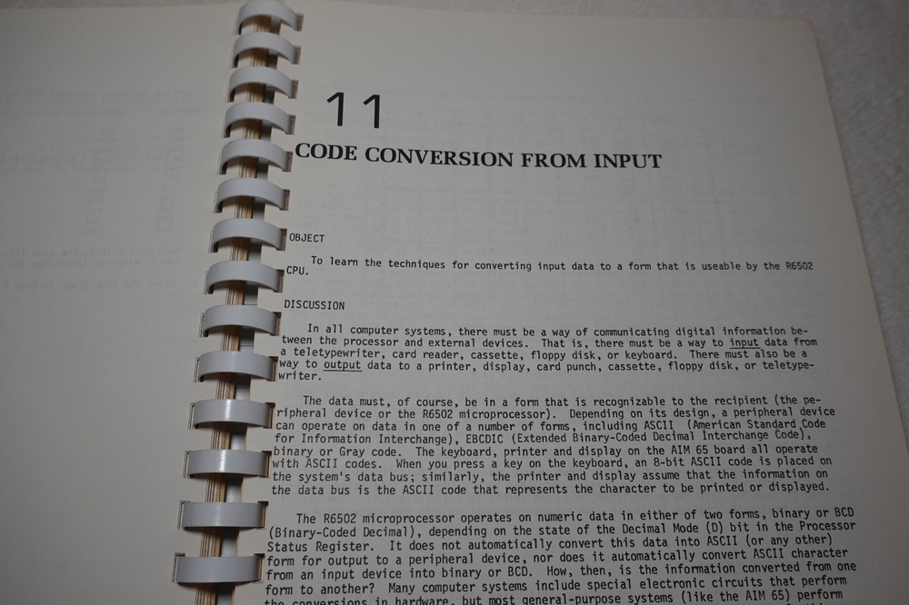 AIM 65 Laboratory Manual Study Guide Leo J. Scanlon Computer 1981 Publication