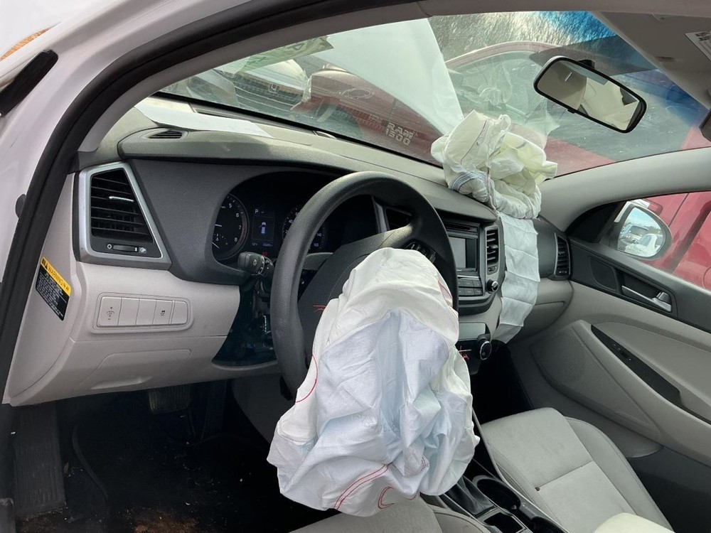 TUCSON 2017 Glove Box 4965513