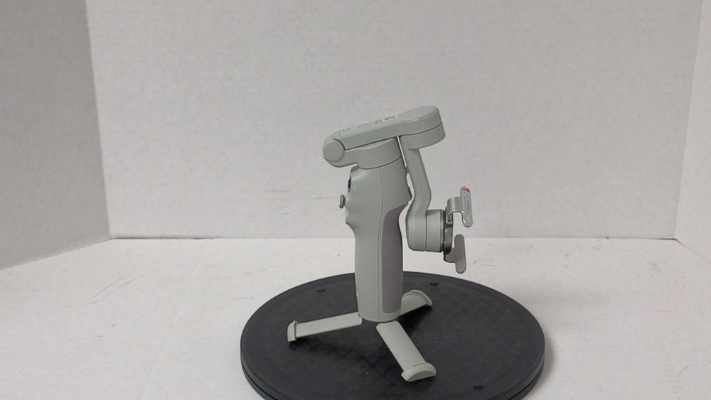 DJI Osmo Mobile 7 Smartphone Stabilizer