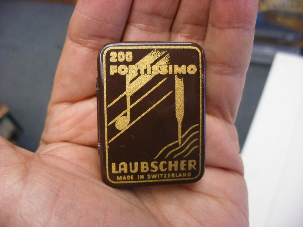 Phonograph Gramophone Needle Tin - Laubscher 200 Fortissimo - Empty #11
