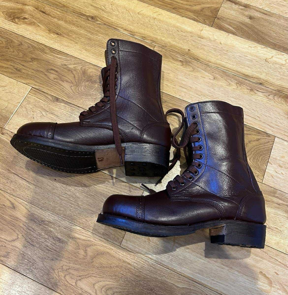 US WW2 paratrooper jump boots reproduction Size 43 (equiv to a UK size 9) pair 2