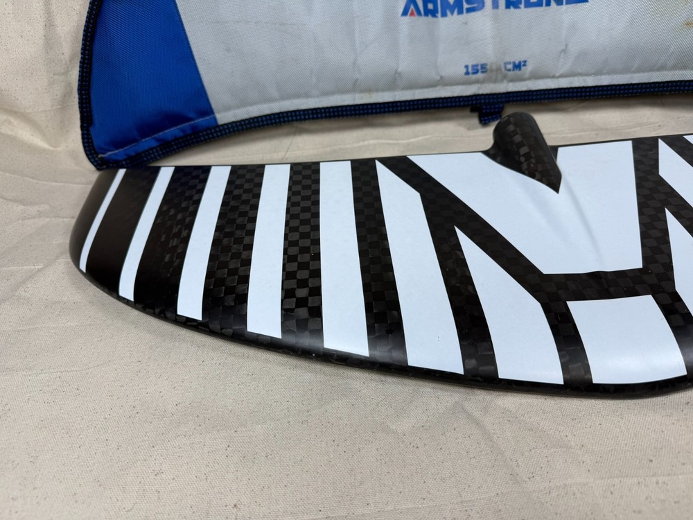 Armstrong HS 1550 Front Wing