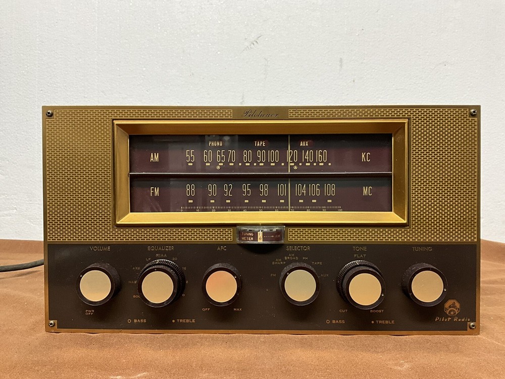 Pilotuner AM-FM Tuner Model AF-860