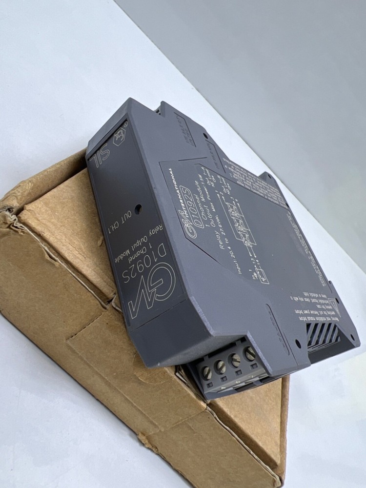 GM International D1092S Relay Output Module 1 Channel
