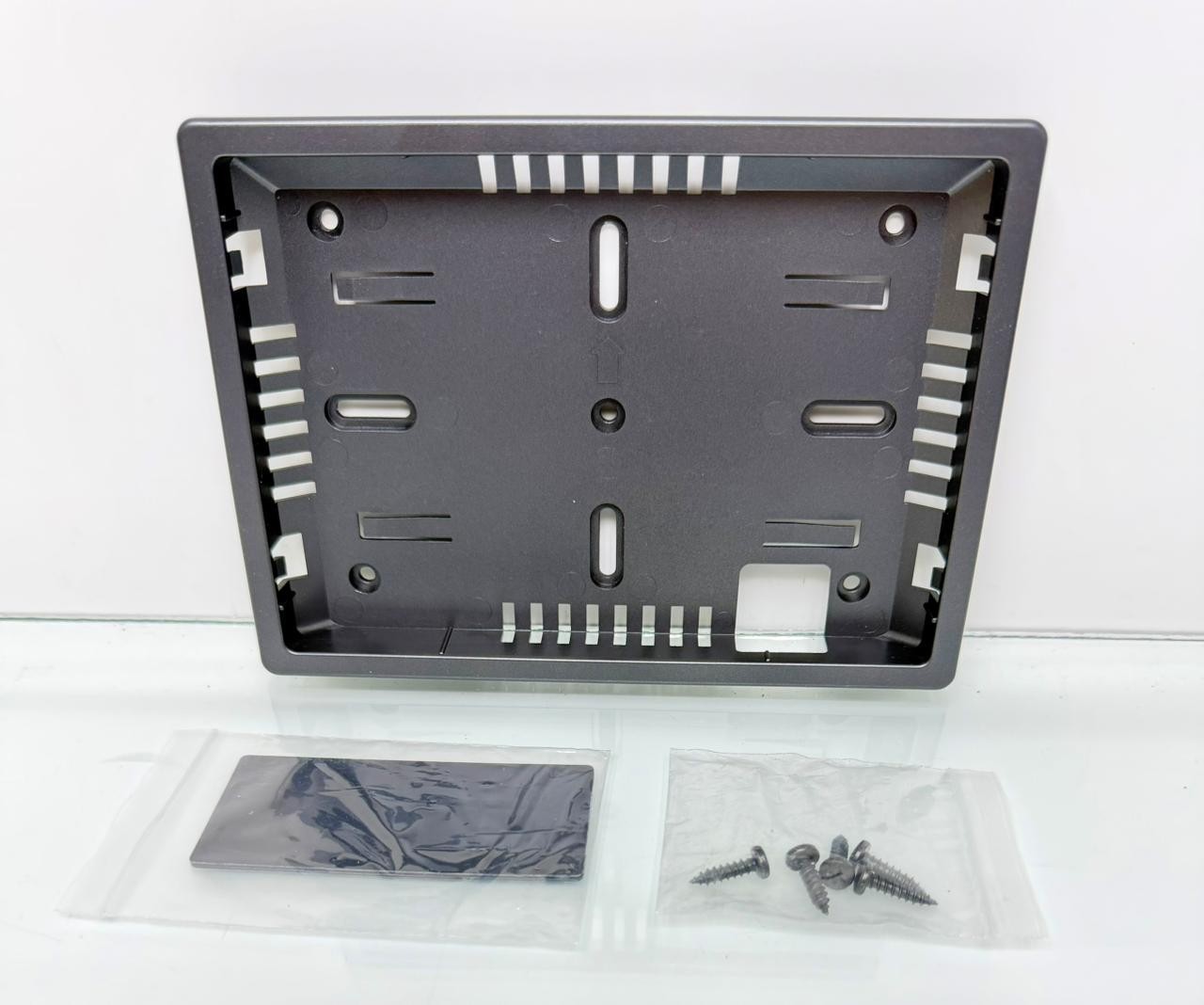 ORIGINAL ALPINE TME-M680 TME-M780 MONITOR HOUSING
